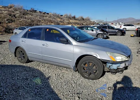 2004 Honda Accord Ex z USA, uszkodzony, nr VIN 1HGCM665X4A071084